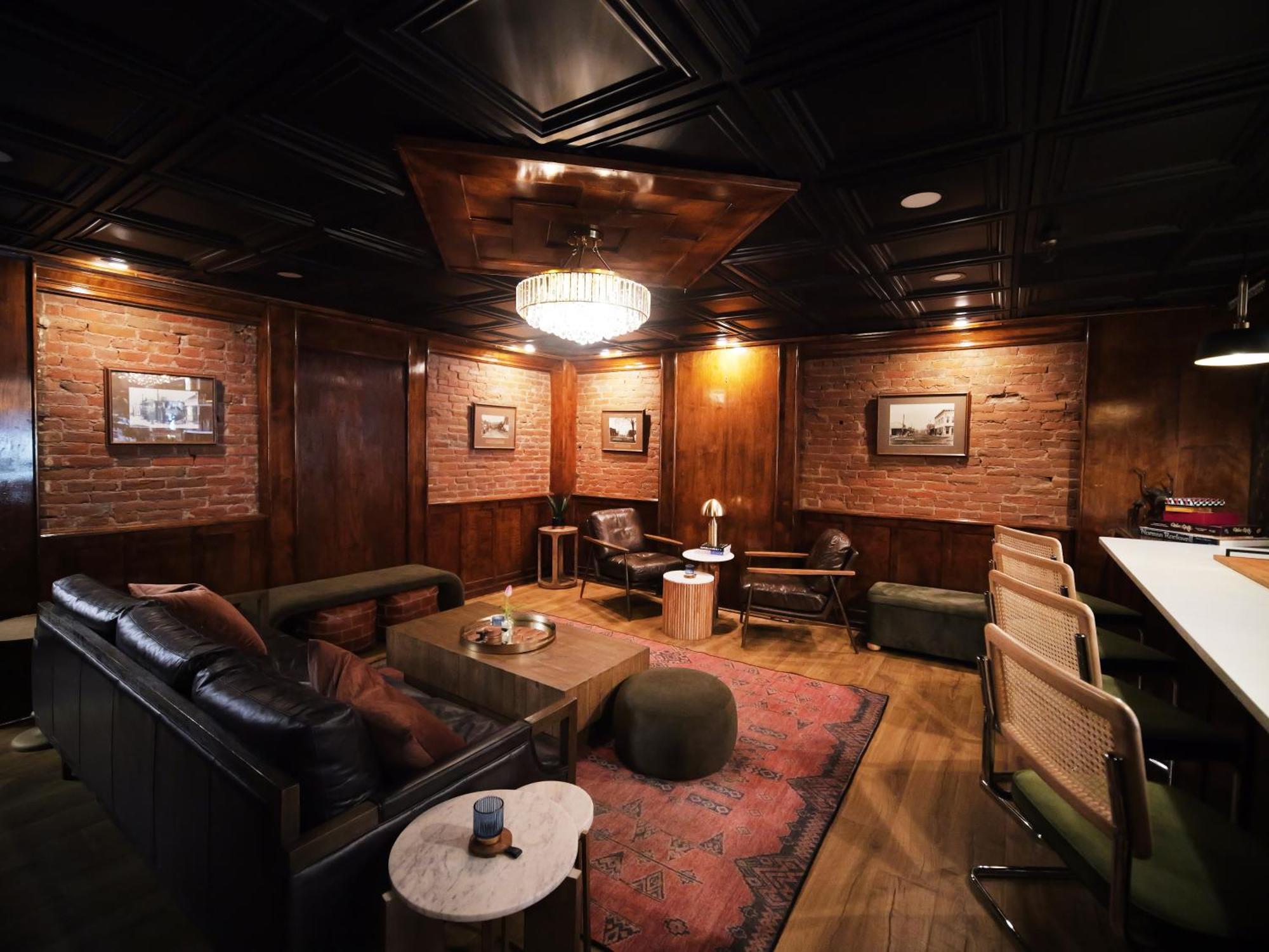 Historic Jacksonville Inn Bagian luar foto